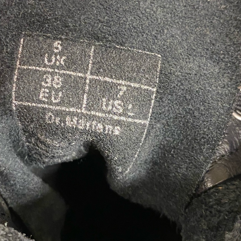 Dr. Martens 1490 VIRGINIA LEATHER MID CALF BOOTS - Picture 16 of 16